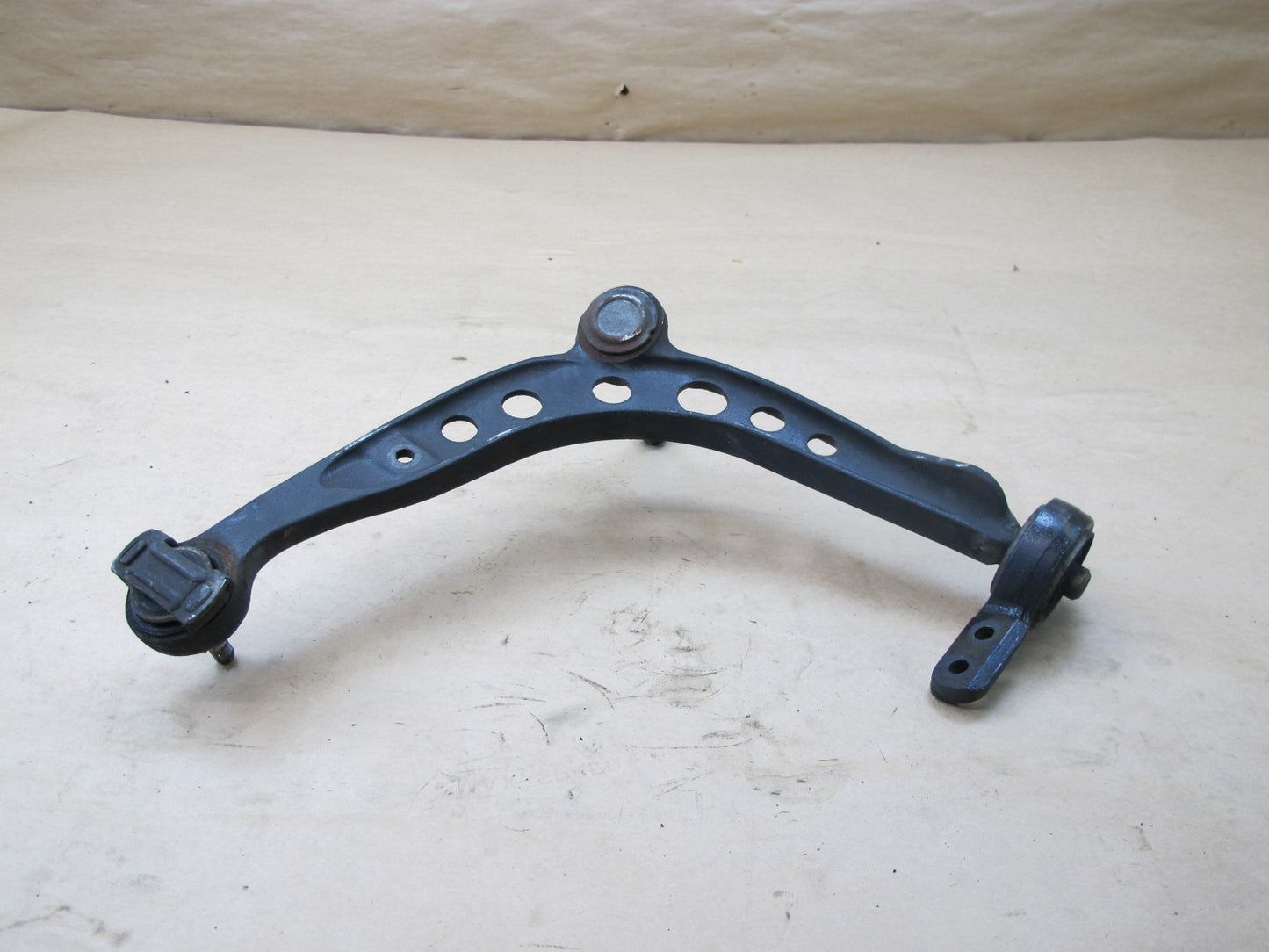 96-02 BMW E36/7 Z3 RWD FRONT RIGHT LOWER CONTROL ARM OEM