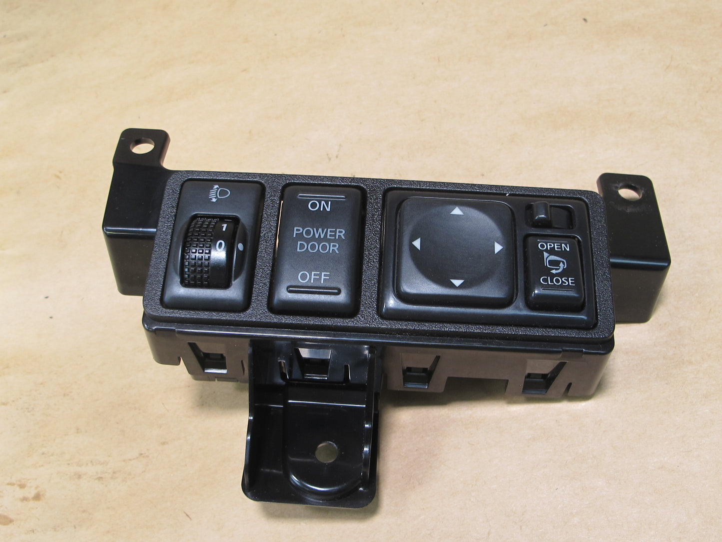 2011-2017 INFINITI QX56 QX80 POWER DOOR FOLDING MIRROR LIGHT CONTROL SWITCH