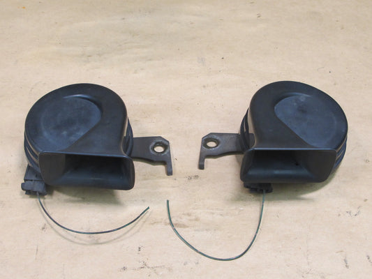 95-97 LEXUS UCF20 LS400 HIGH & LOW TONE NOTE PITCH HORN SIGNAL SET OF 2 OEM