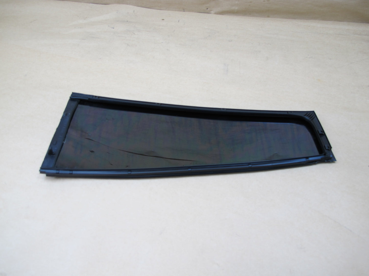 2011-2017 INFINITI QX56 QX80 REAR LEFT DRIVER SIDE DOOR VENT WINDOW GLASS