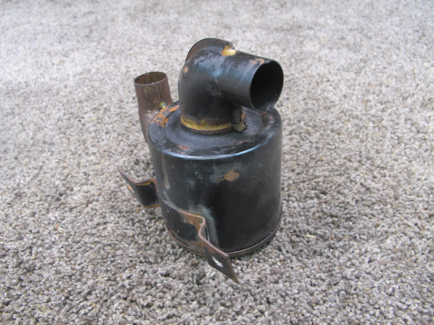 1984-1986 PORSCHE 928S SMOG PUMP AIR CLEANER CANISTER 92811314500