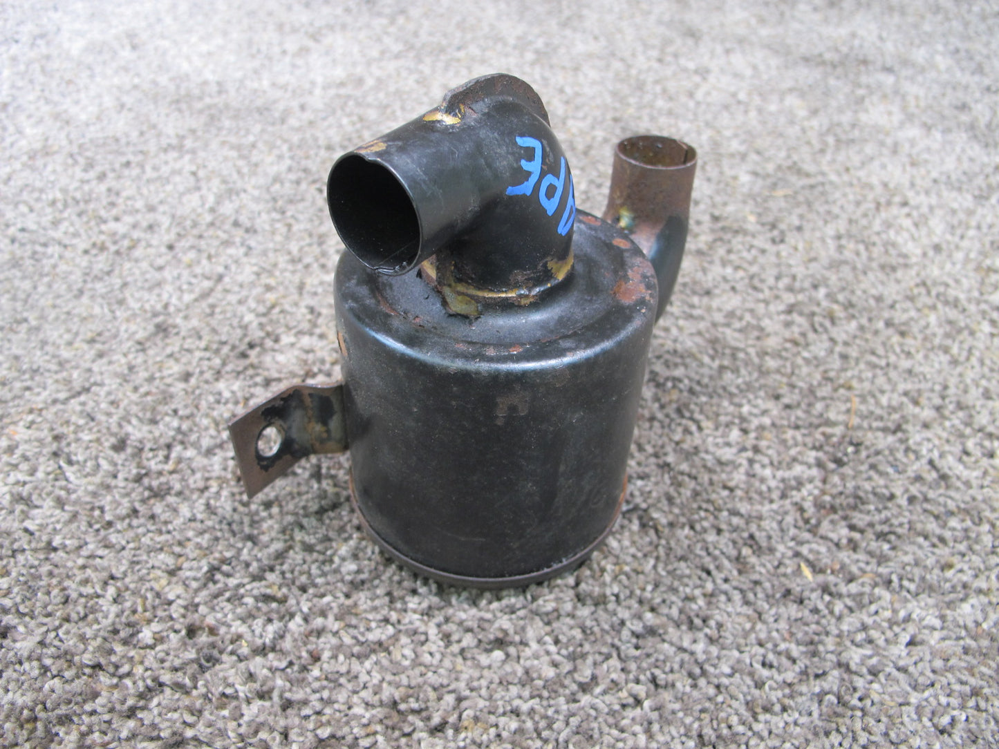 1984-1986 PORSCHE 928S SMOG PUMP AIR CLEANER CANISTER 92811314500