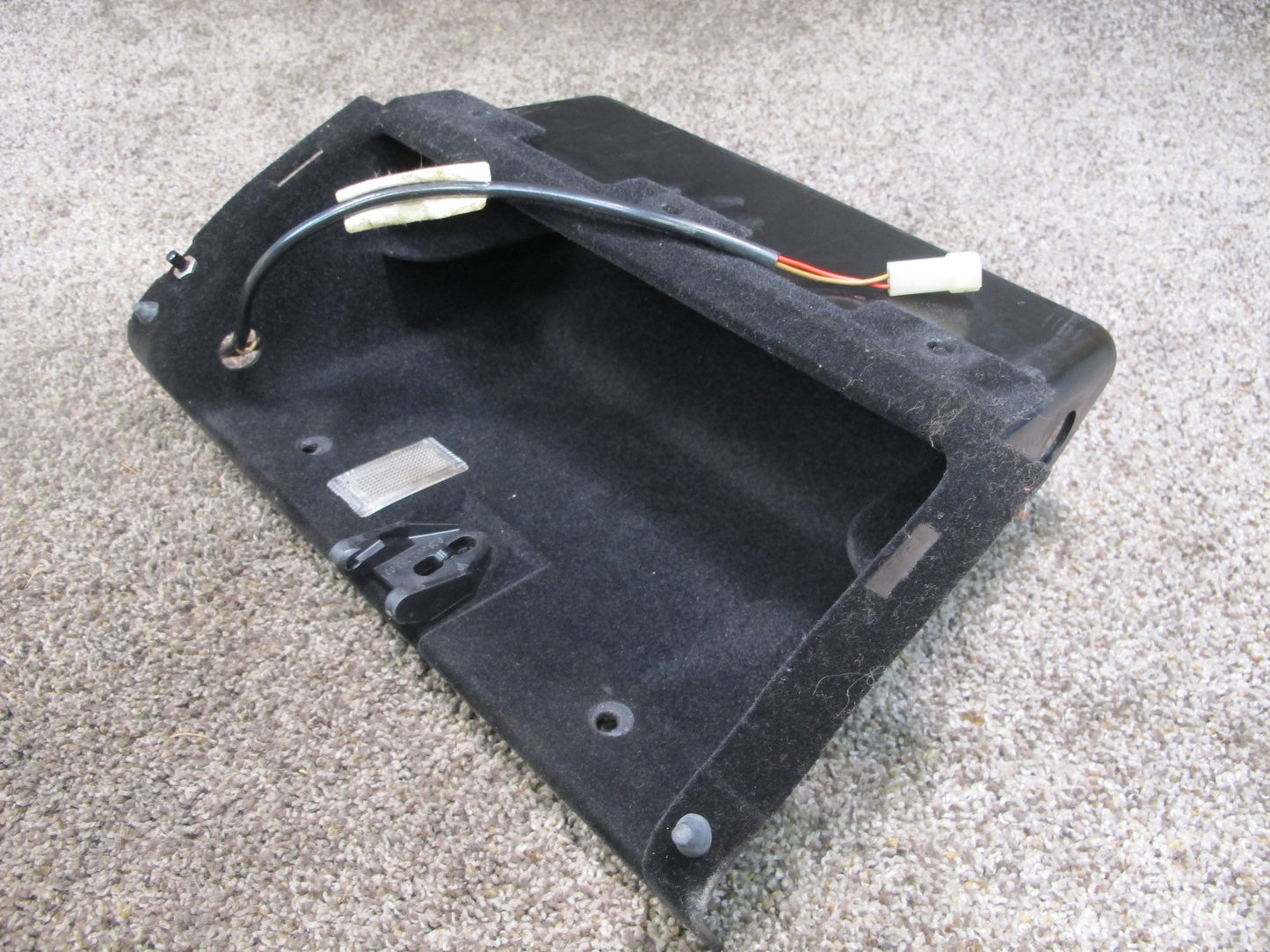 1984-1995 PORSCHE 928 S DASH GLOVE BOX STORAGE COMPARTMENT