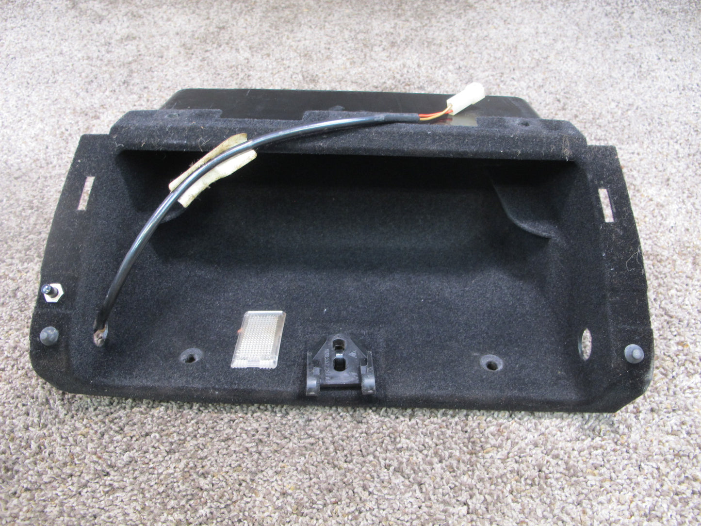 1984-1995 PORSCHE 928 S DASH GLOVE BOX STORAGE COMPARTMENT