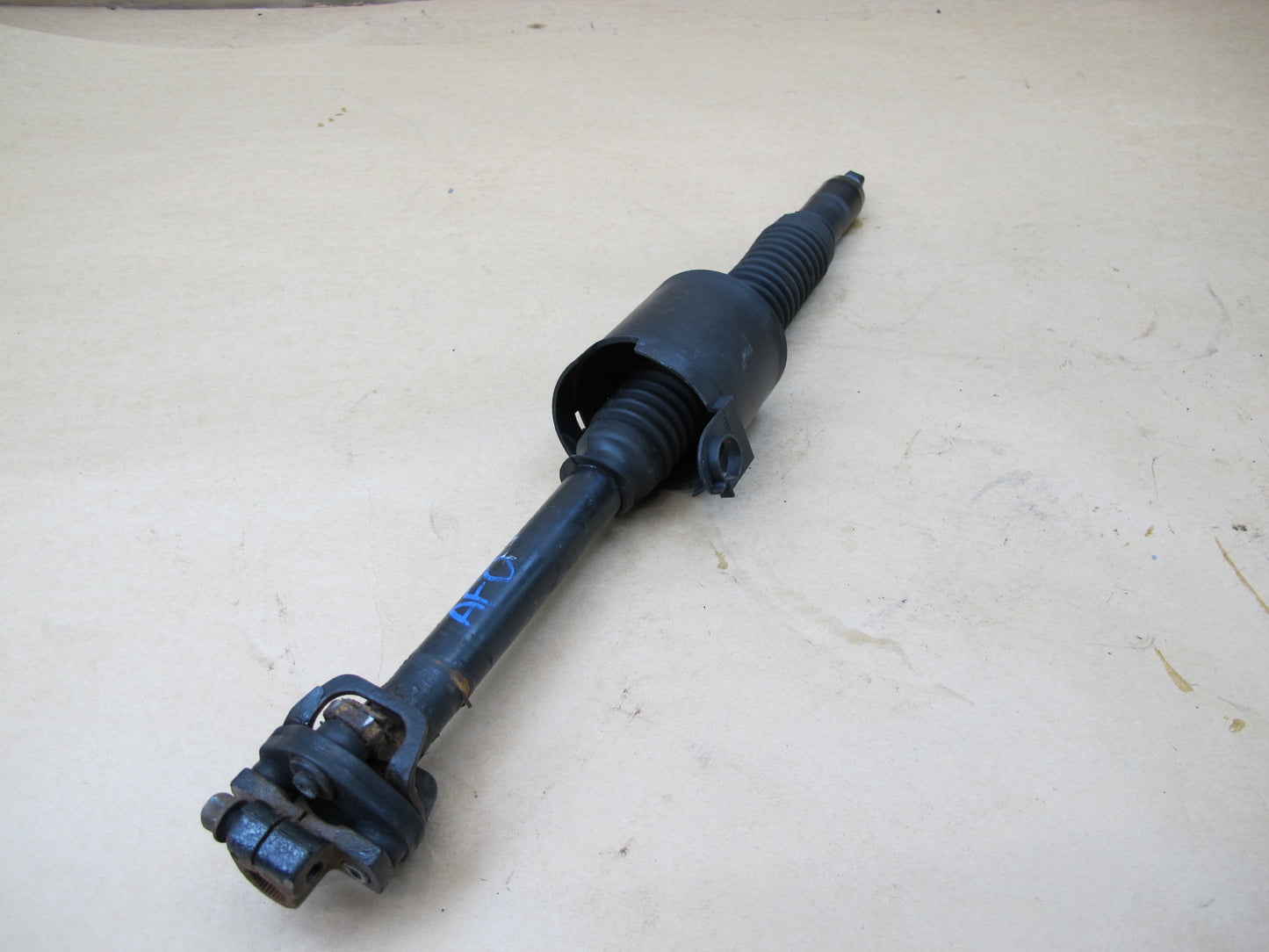 92-97 FORD F-150 STEERING COLUMN LOWER INTERMEDIATE SHAFT OEM