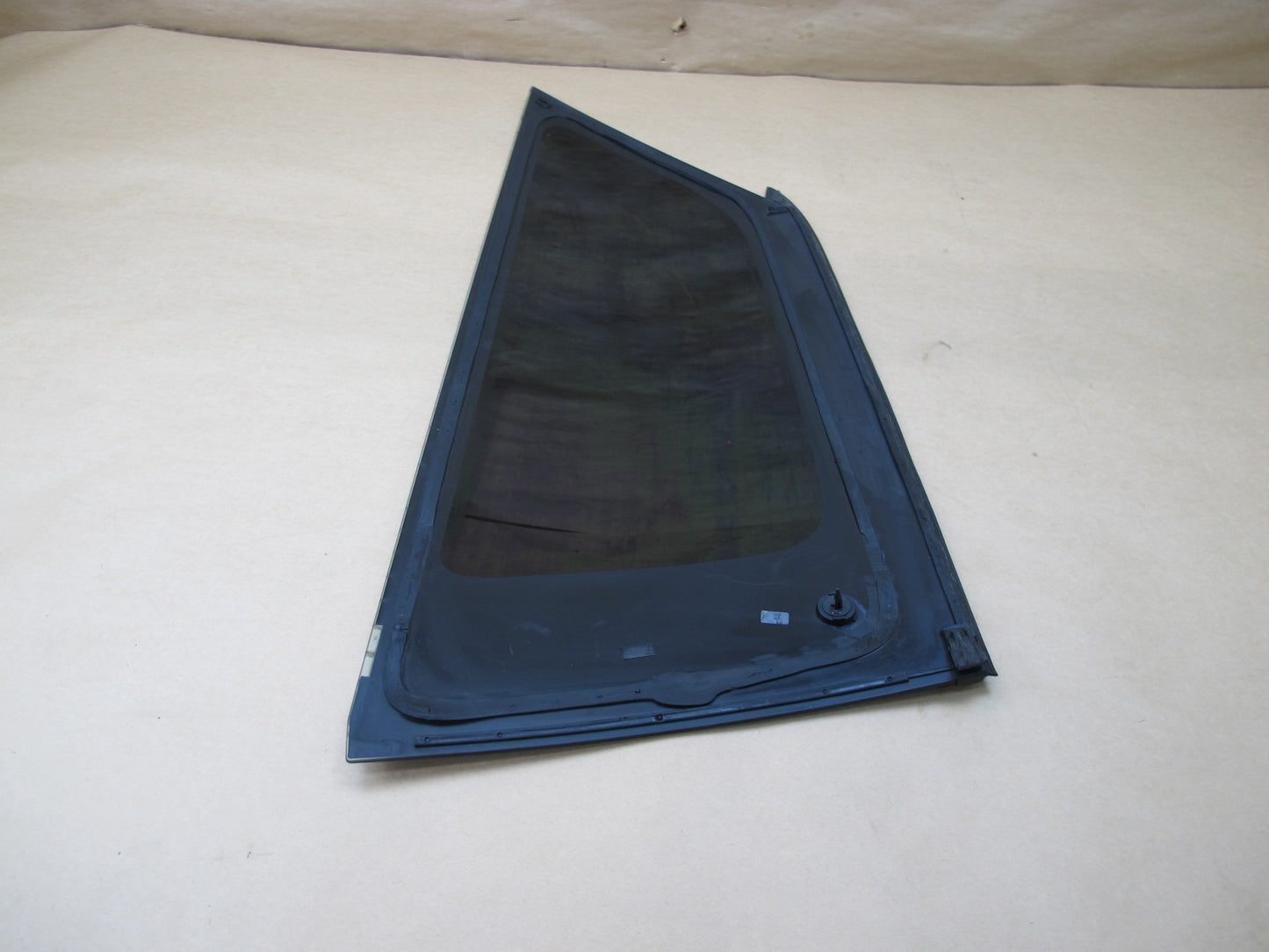 13-16 MINI COOPER R61 PACEMAN REAR LEFT QUARTER GLASS WINDOW OEM