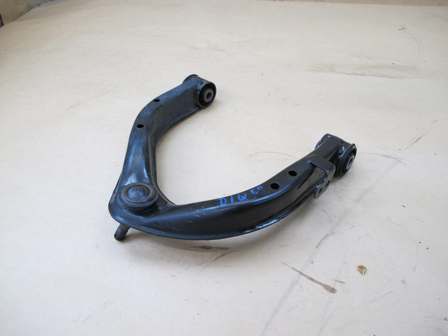 2011-2017 INFINITI QX56 QX80 AWD FRONT LEFT & RIGHT SIDE UPPER CONTROL ARM SET