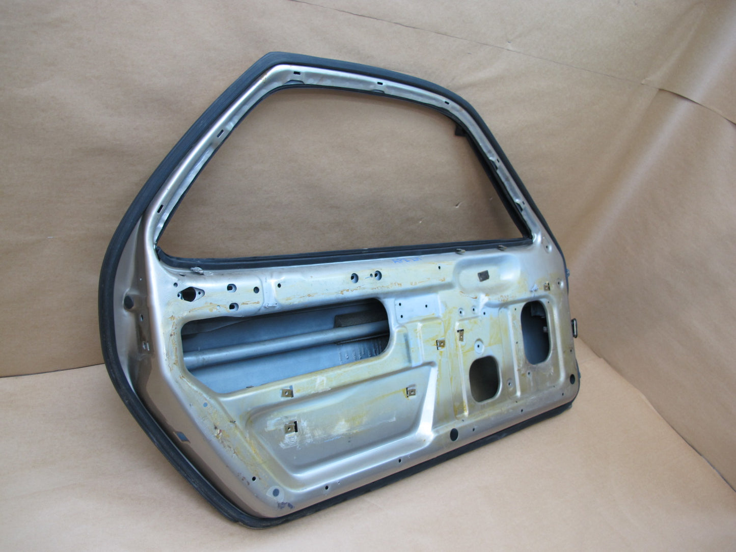 1978-1991 PORSCHE 928 S FRONT LEFT DRIVER SIDE DOOR SHELL PANEL WHITE GOLD