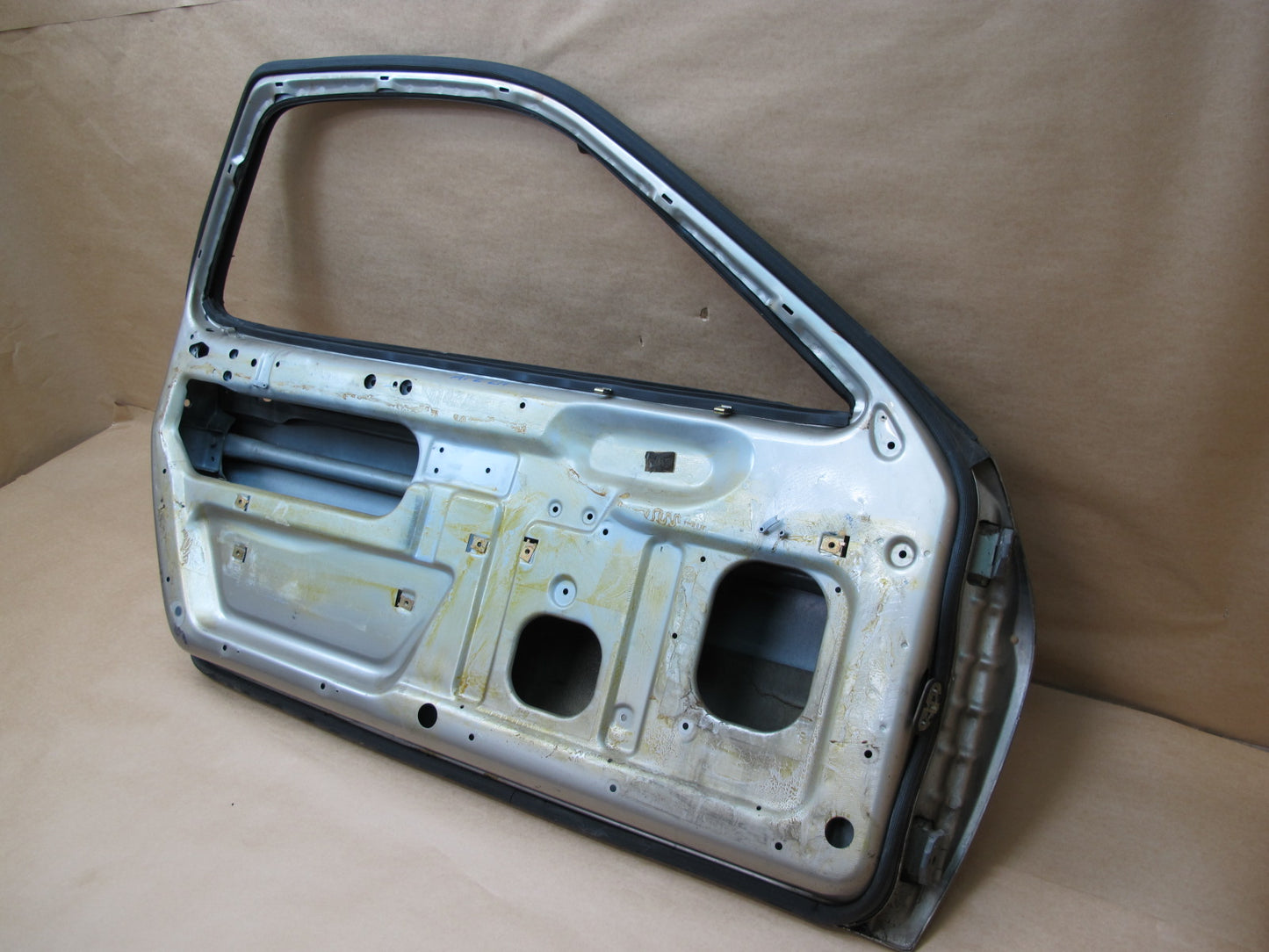 1978-1991 PORSCHE 928 S FRONT LEFT DRIVER SIDE DOOR SHELL PANEL WHITE GOLD