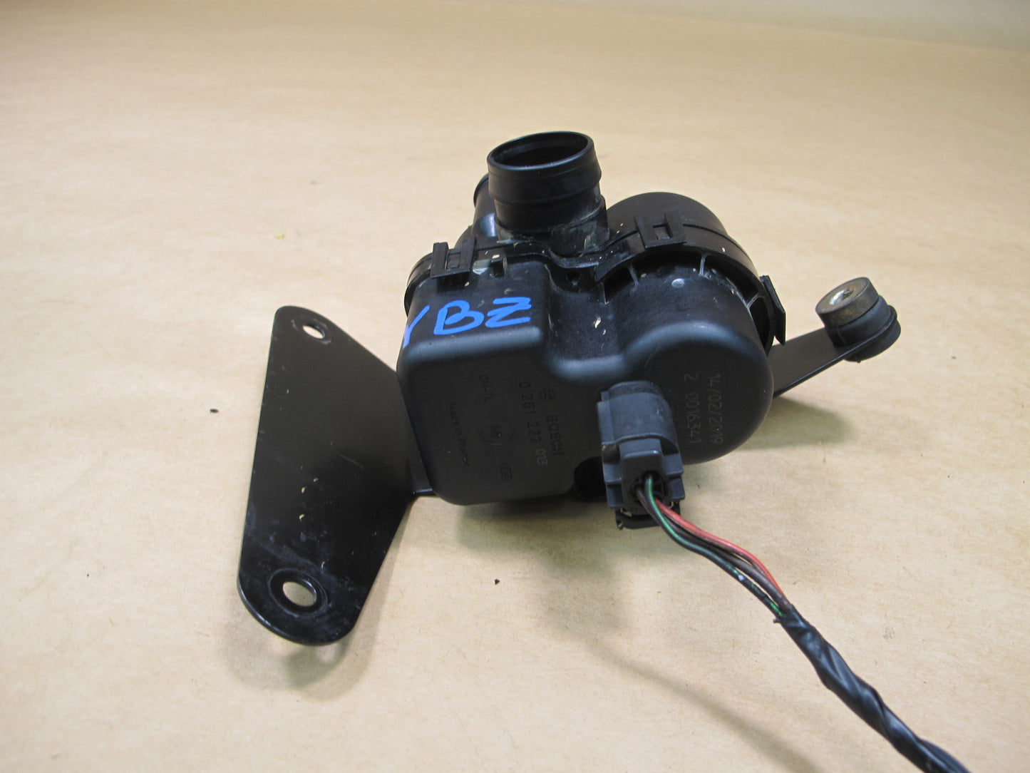 99-02 BMW E36/7 Z3 FUEL VAPOR LEAK DETECTION PUMP OEM