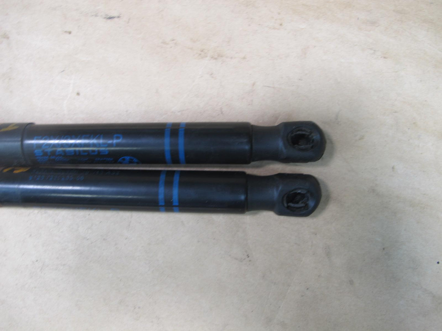 14-16 BMW F30 F31 F34 F32 F33 F36 SET OF 2 FRONT HOOD STRUT SHOCK SUPPORT OEM