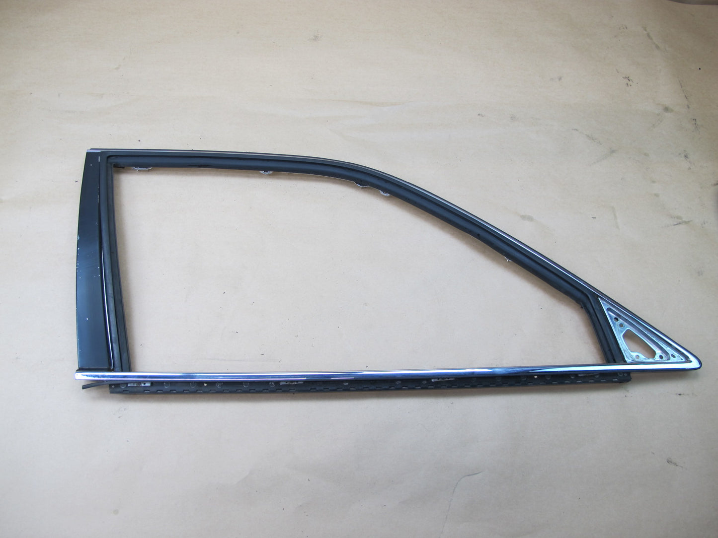 95-00 LEXUS LS400 UCF20 SET OF 4 FRONT & REAR DOOR WINDOW OUTER FRAME SEAL OEM