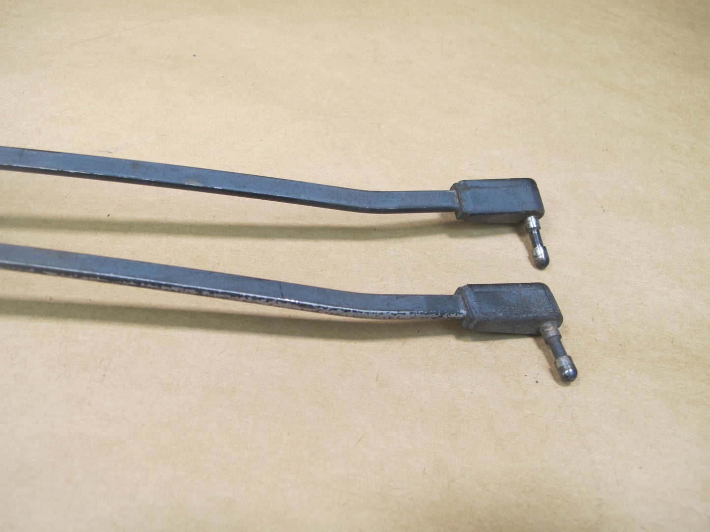 92-97 FORD F-150 FRONT LEFT & RIGHT SIDE WINDSHIELD WIPER ARM SET OEM