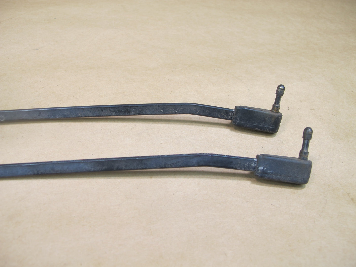 92-97 FORD F-150 FRONT LEFT & RIGHT SIDE WINDSHIELD WIPER ARM SET OEM