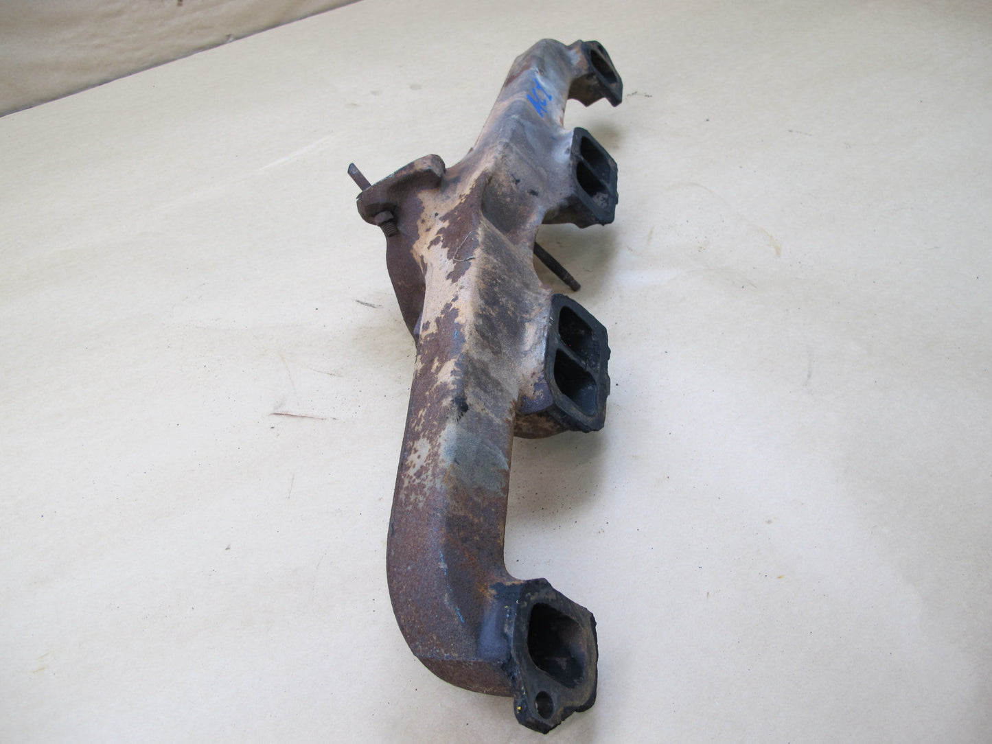 64-66 CHEVROLET C10 PICKUP 3.8L ENGINE EXHAUST MANIFOLD HEADER OEM