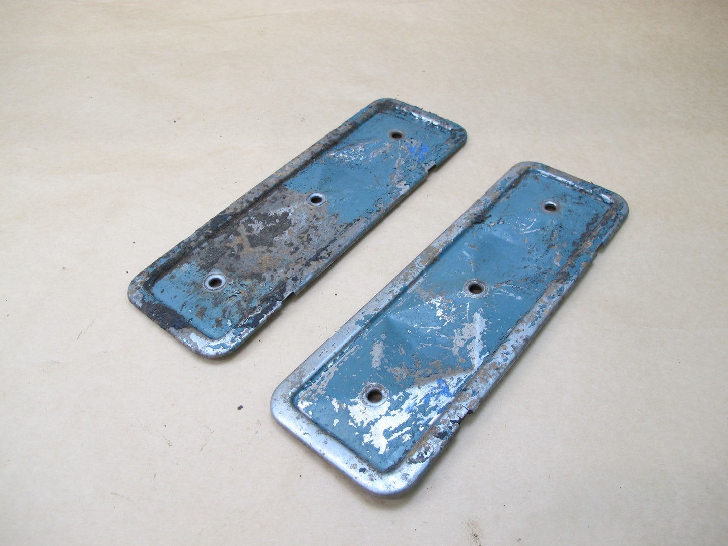 64-66 CHEVROLET C10 PICKUP 3.8L 230CU ENGINE MOTOR VALVE PLATE COVER SET