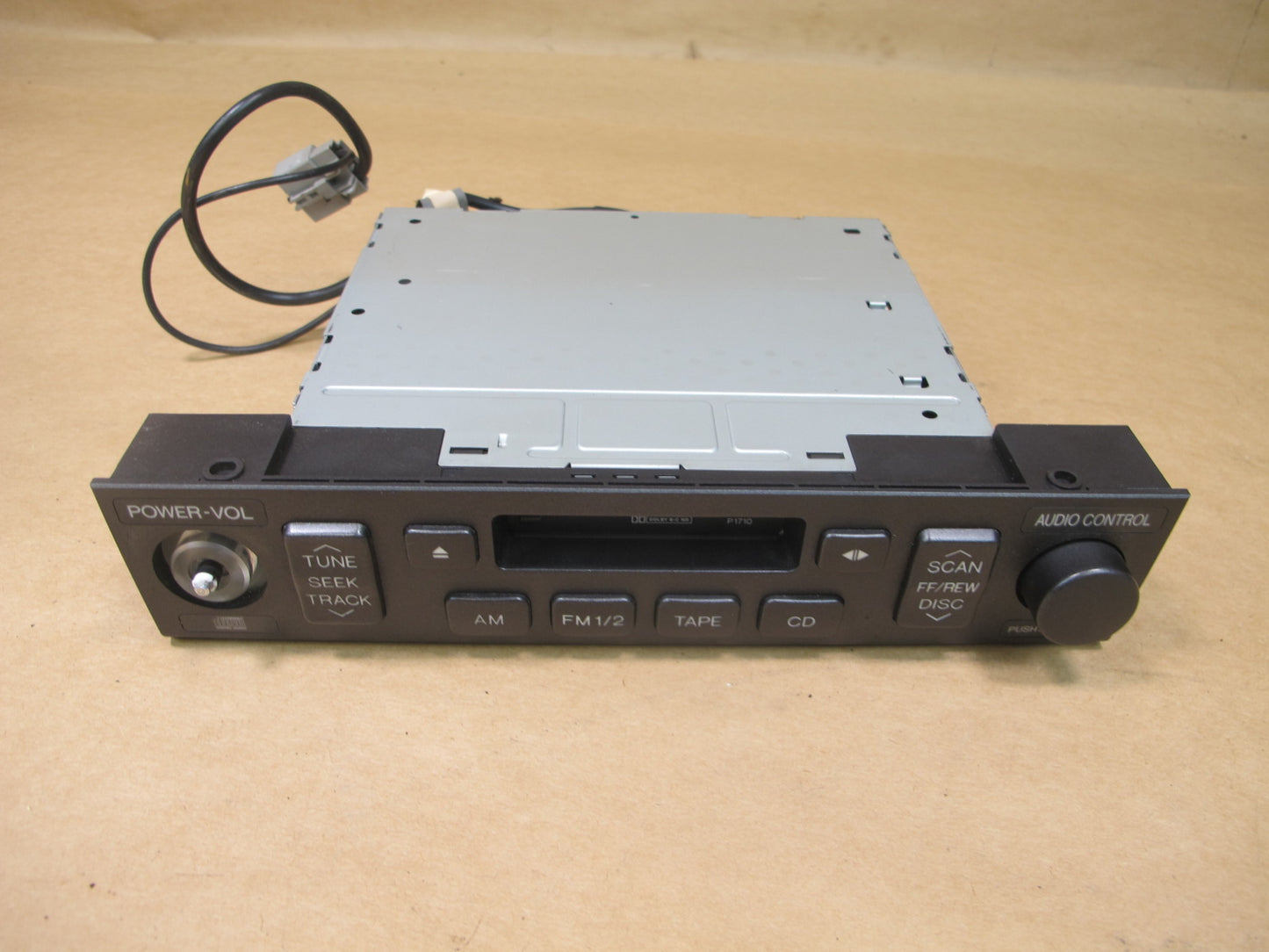 98-00 LEXUS LS400 UCF20 AM FM RADIO TAPE CD PLAYER 86120-50540 OEM