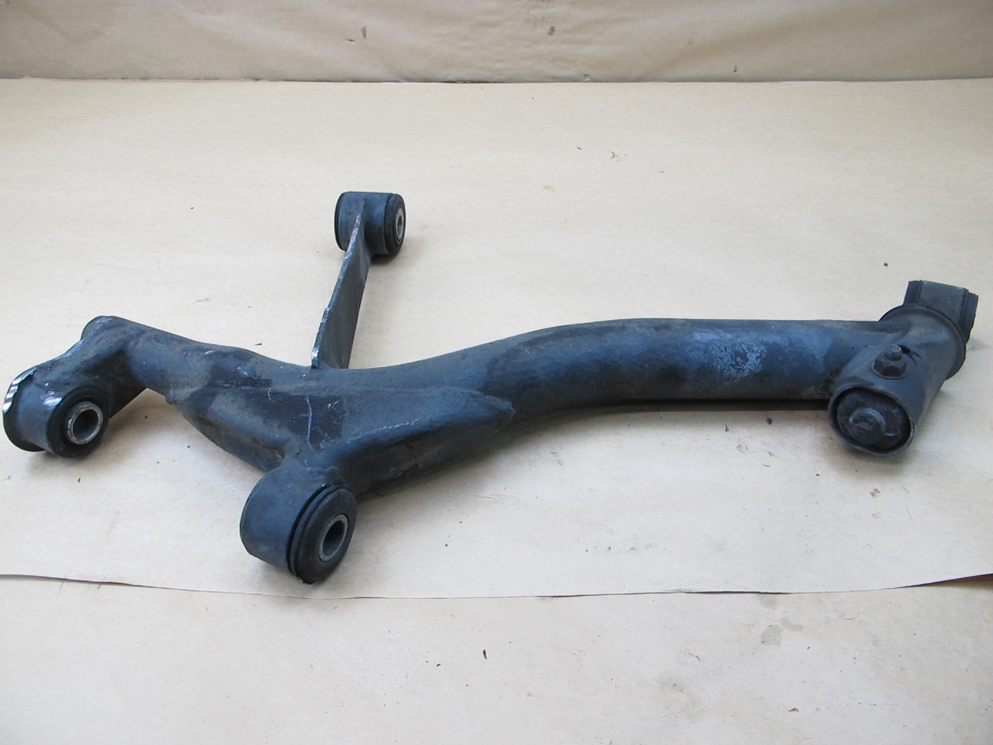 1978-1995 PORSCHE 928 S REAR LEFT DRIVER SIDE LOWER CONTROL ARM SET