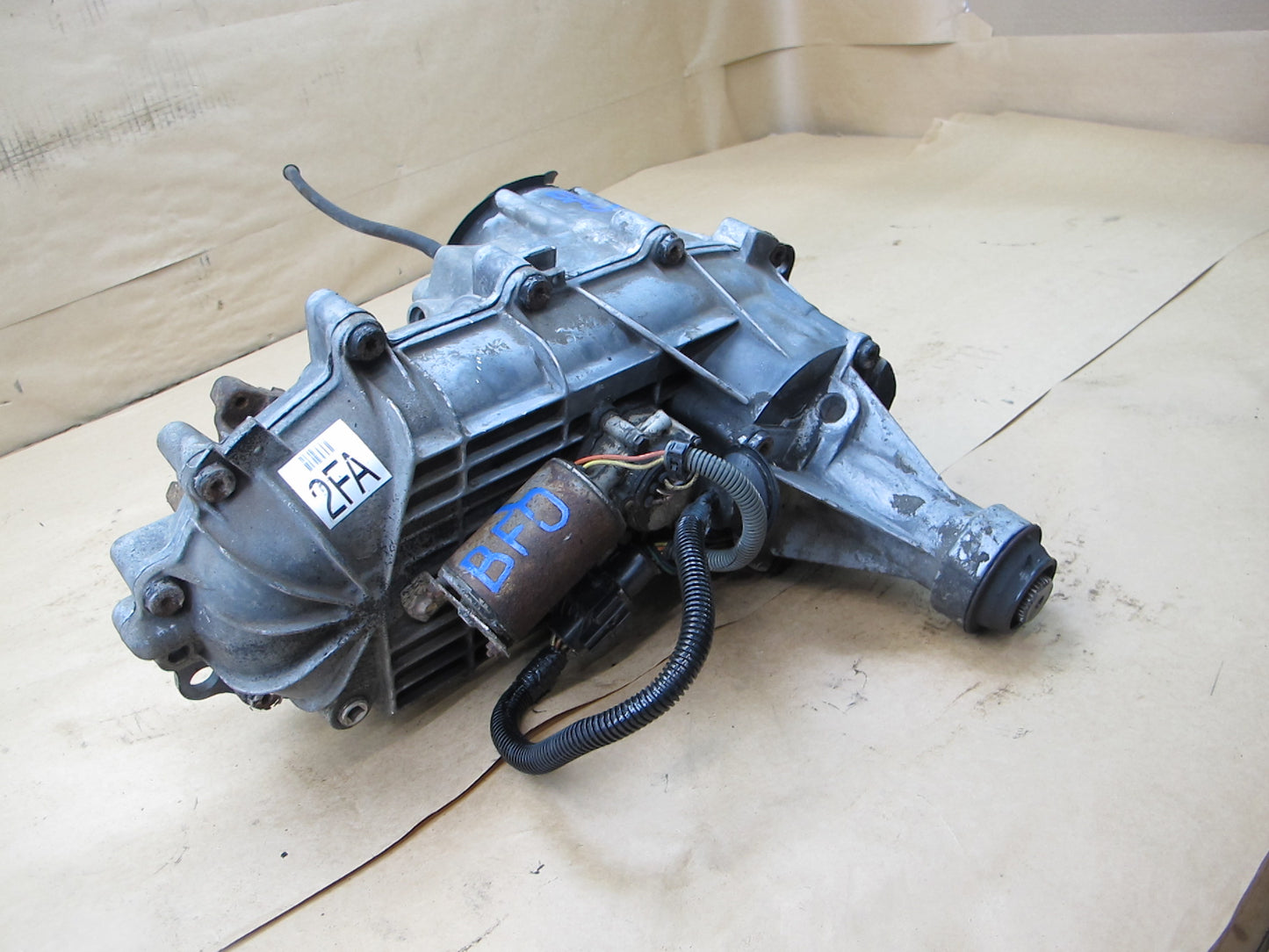 92-97 FORD F150 5.0L AWD AUTOMATIC TRANSMISSION TRANSFER CASE BORG WARNER OEM