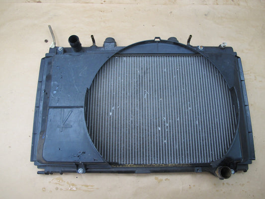 95-00 LEXUS LS400 UCF20 ENGINE COOLING RADIATOR & SHROUD OEM