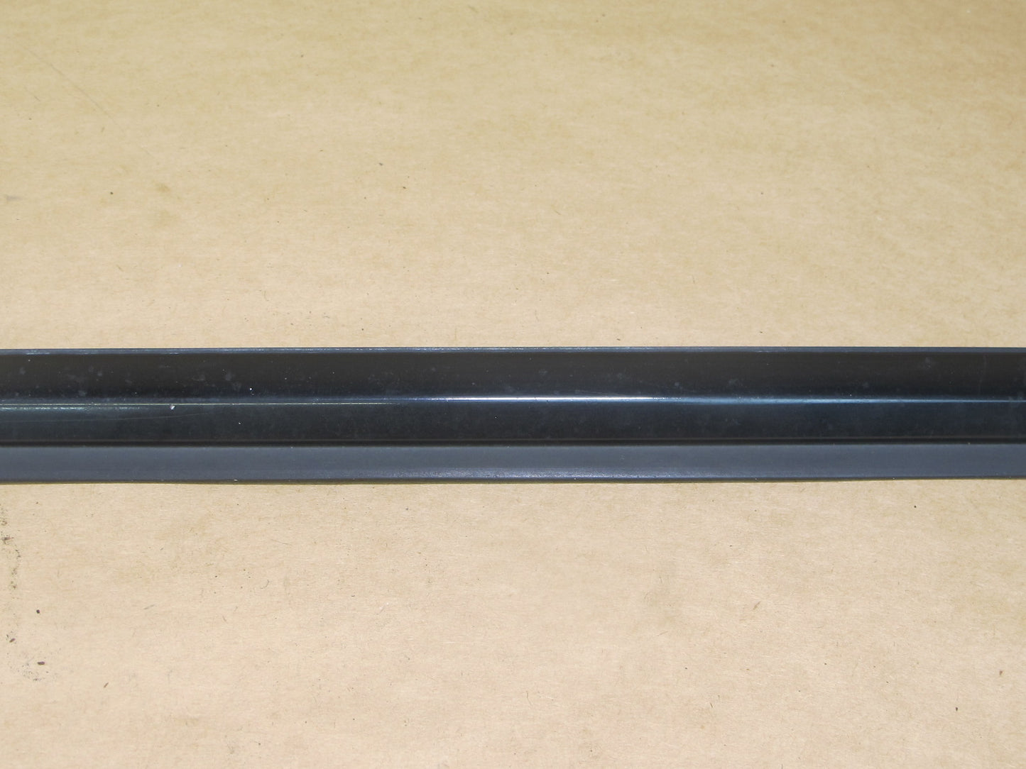 1989-1994 Nissan 240SX S13 Right Door Lower Window Outer Seal Weather Strip OEM