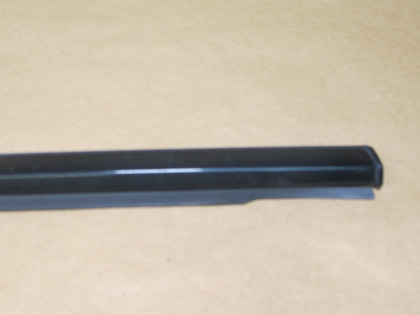 1989-1994 Nissan 240SX S13 Right Door Lower Window Outer Seal Weather Strip OEM