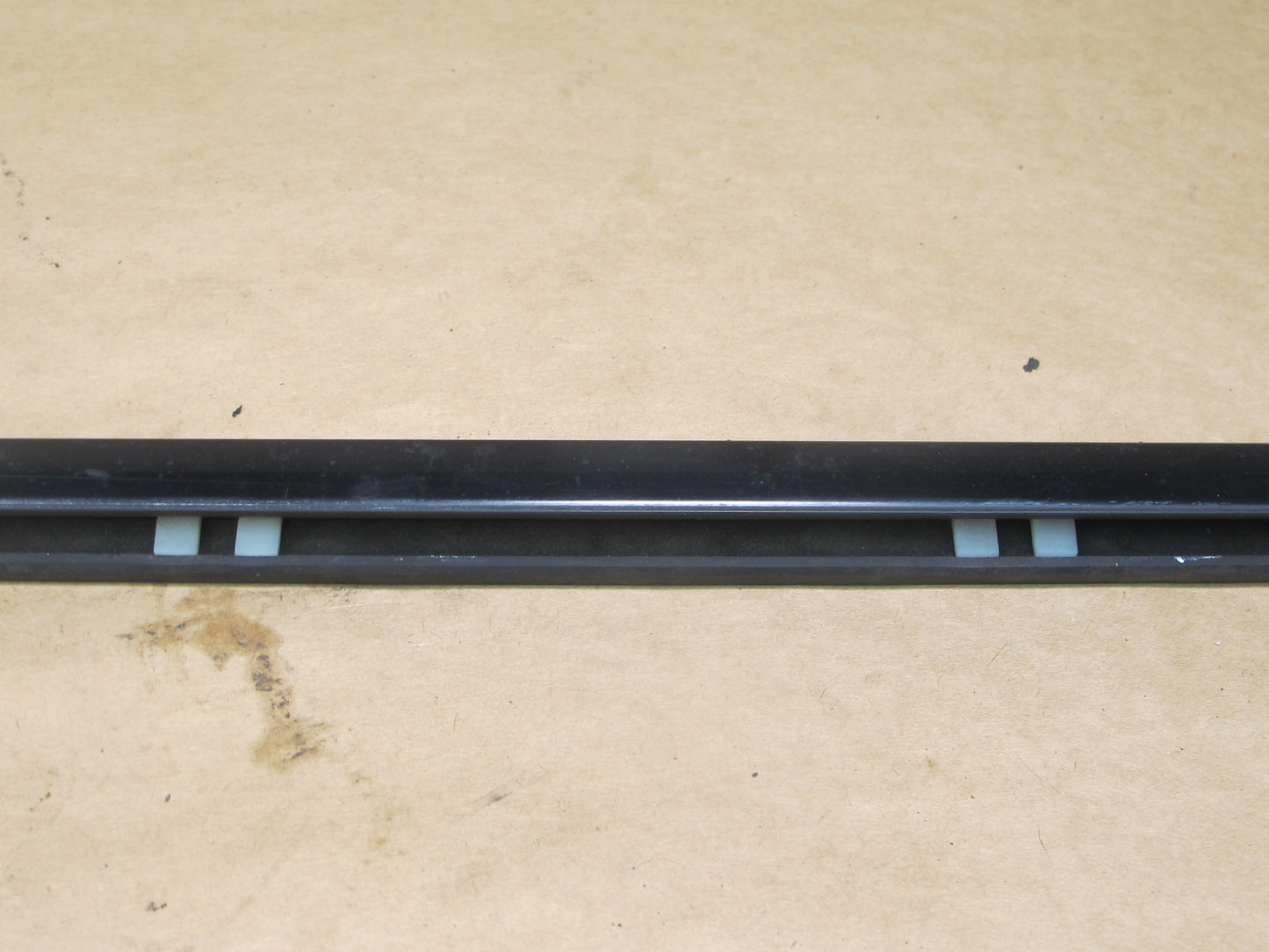 1989-1994 Nissan 240SX S13 Right Door Lower Window Outer Seal Weather Strip OEM