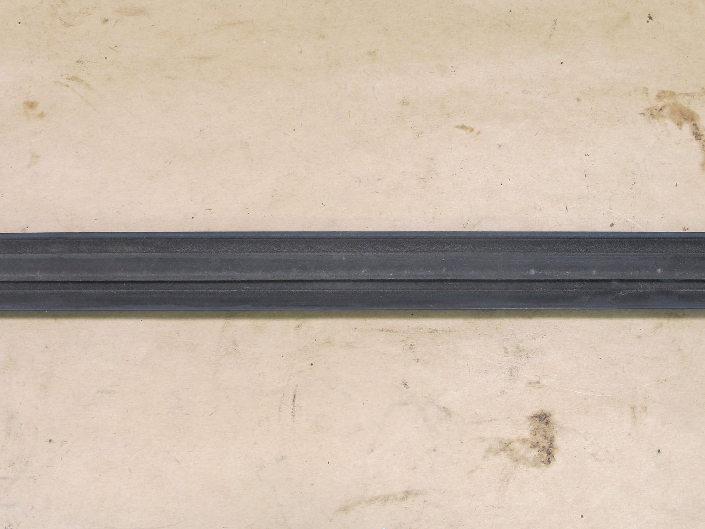 1989-1994 Nissan 240SX S13 Right Door Lower Window Outer Seal Weather Strip OEM