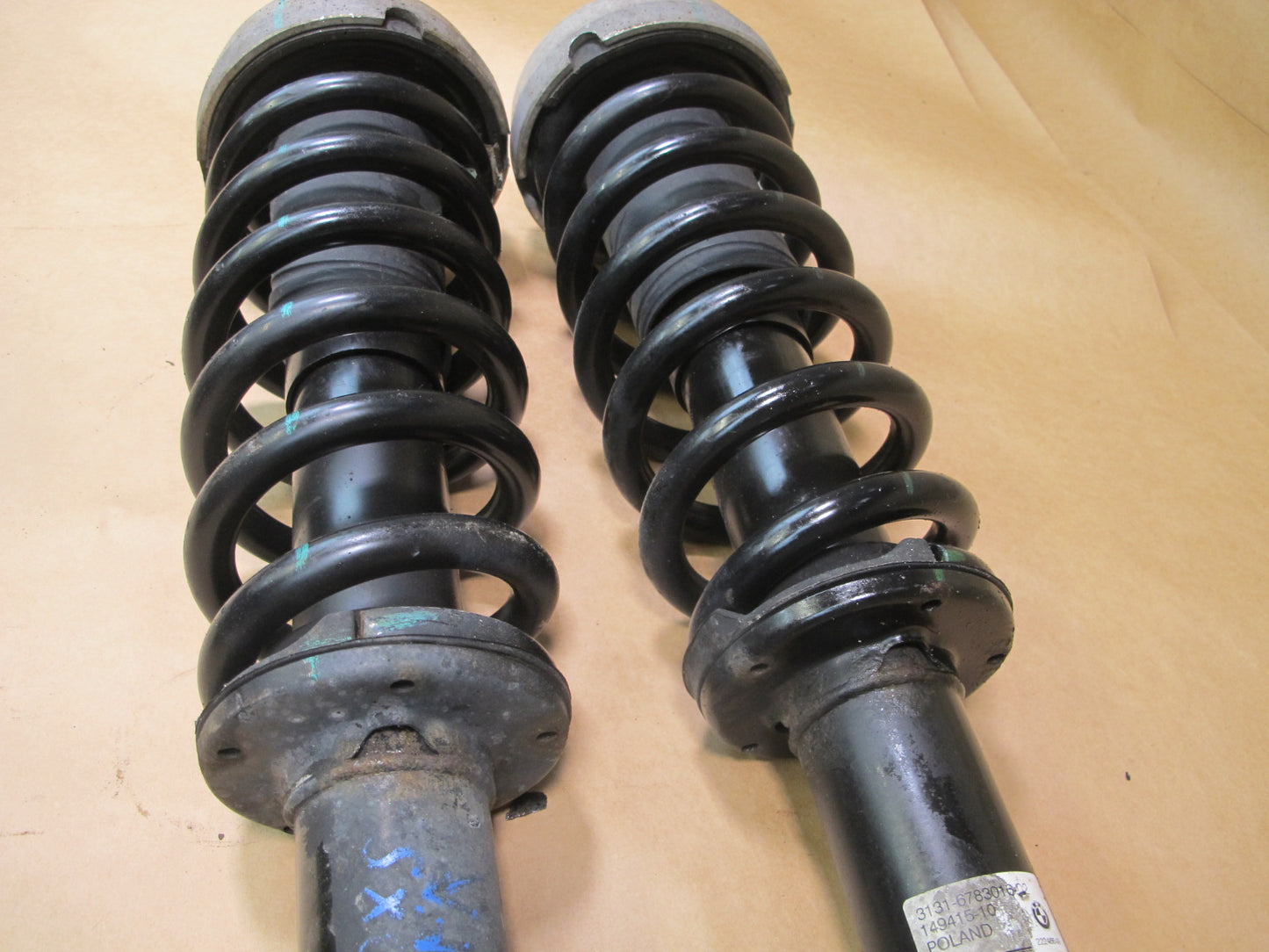 2008-2014 BMW E71 X6 AWD FRONT LEFT & RIGHT STRUT SHOCK ABSORBER SET OF 2