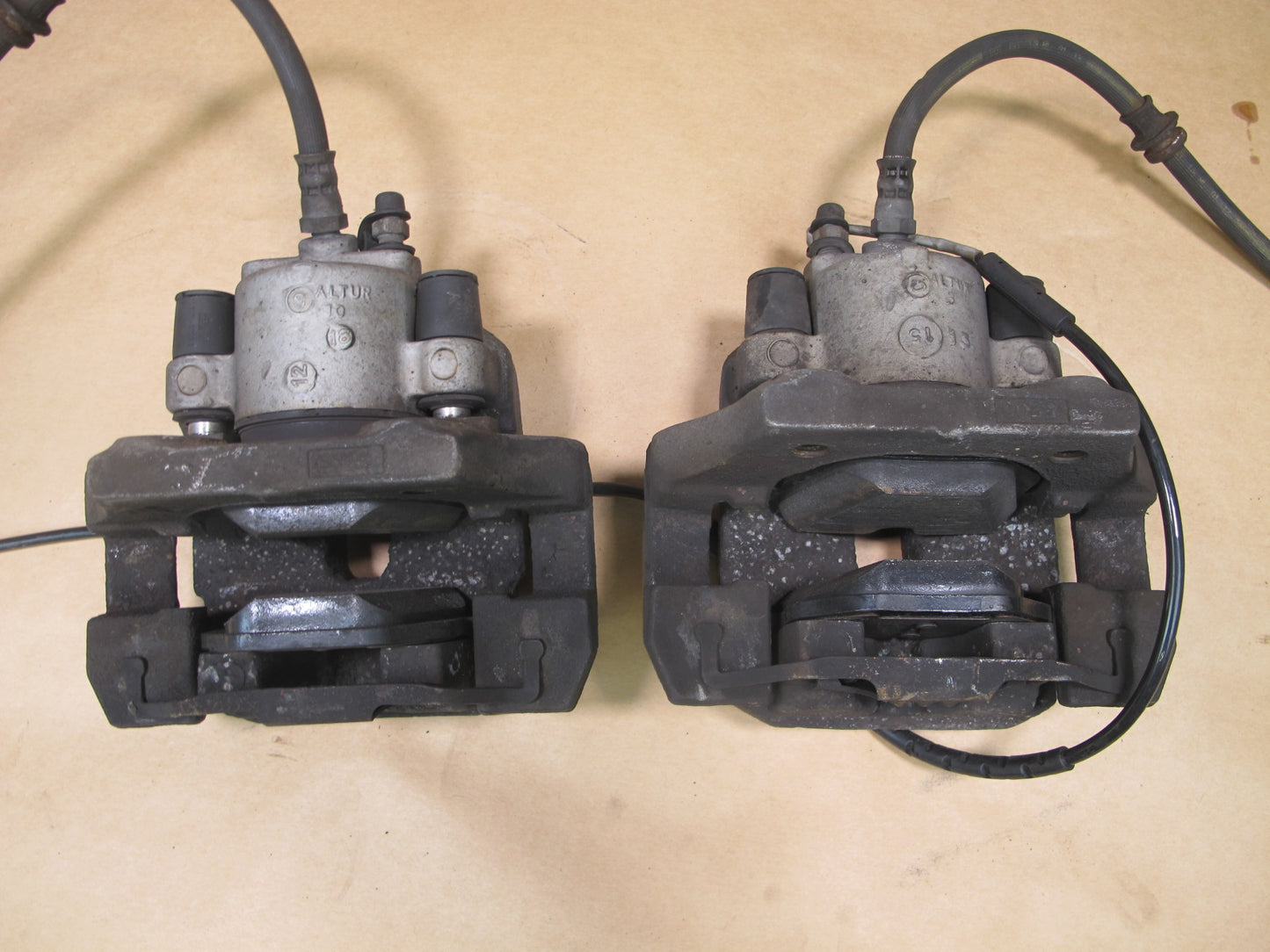 2008-2014 BMW E71 X6 AWD REAR LEFT & RIGHT BRAKE CALIPER SET OF 2