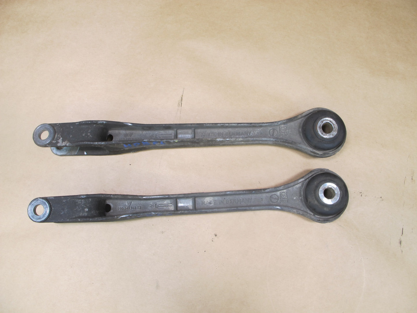 1997-2004 PORSCHE BOXSTER 986 FRONT LEFT & RIGHT LOWER CONTROL ARM SET OF 2