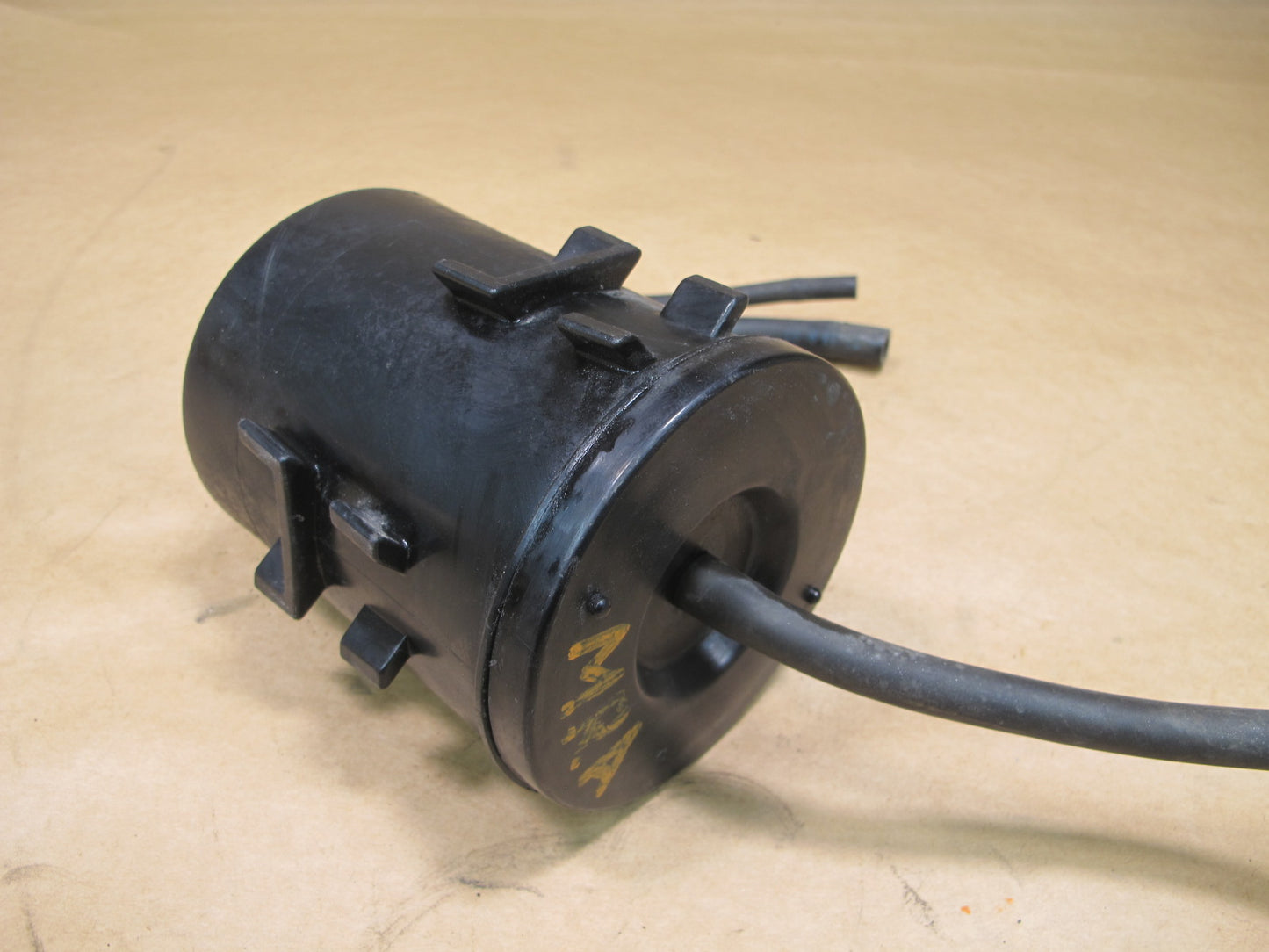 86-91 MAZDA RX7 FUEL EVAP VAPOR CANISTER OEM