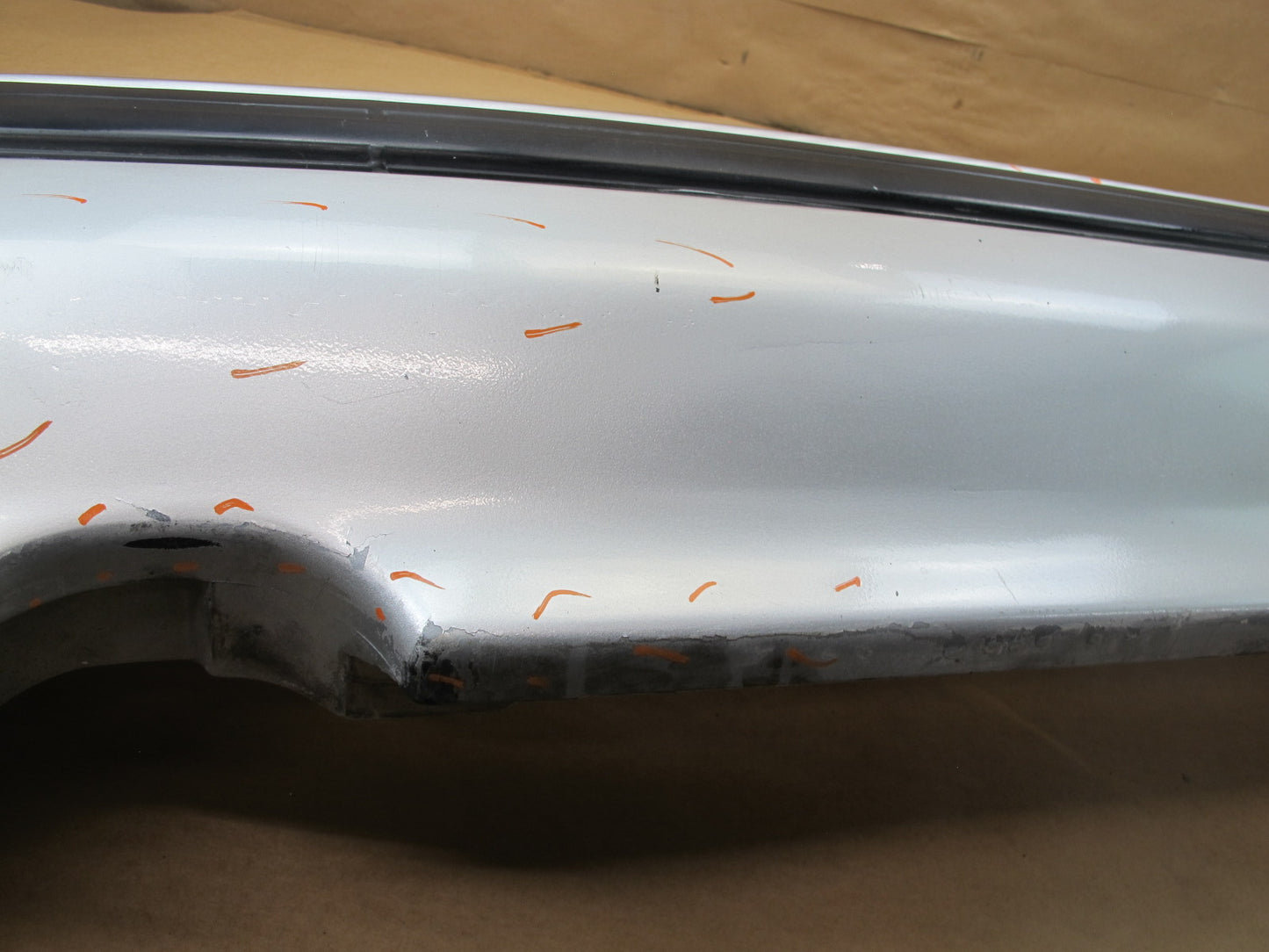 86-88 MAZDA RX7 COUPE REAR BUMPER COVER DUAL EXHAUST CUTOUT ARCTIC SILVER OEM