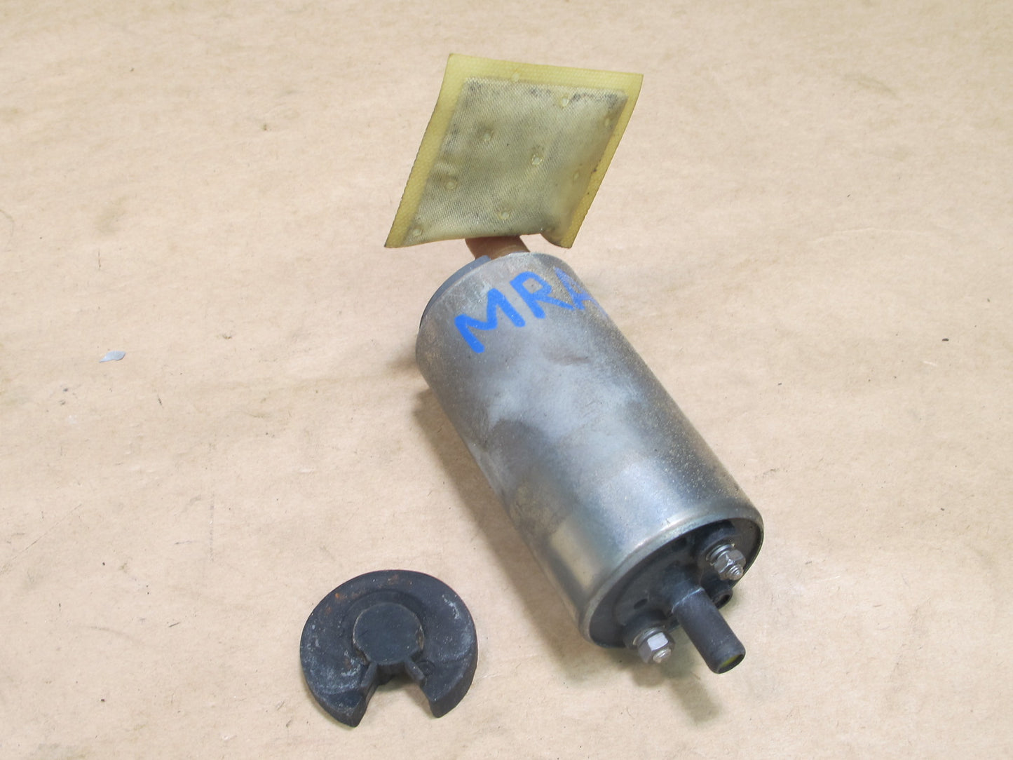 86-88 MAZDA RX7 NON TURBO FUEL PUMP OEM