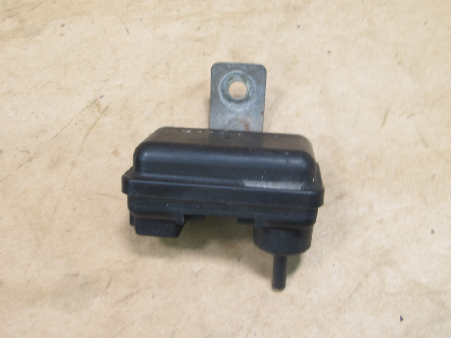 86-88 MAZDA RX7 MANIFOLD AIR PRESSURE SENSOR OEM