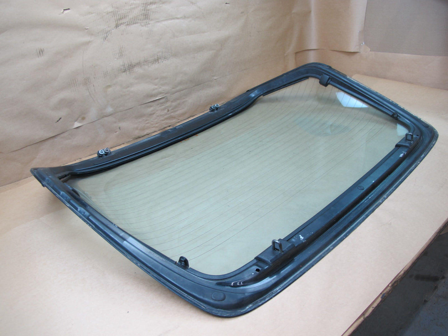 86-88 MAZDA RX7 REAR HATCH GLASS PANEL WO WIPER OEM