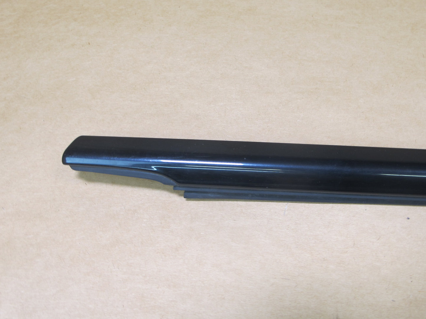 11-16 BMW F10 5-SERIES REAR LEFT DOOR WINDOW TRIM MOLDING COVER OEM