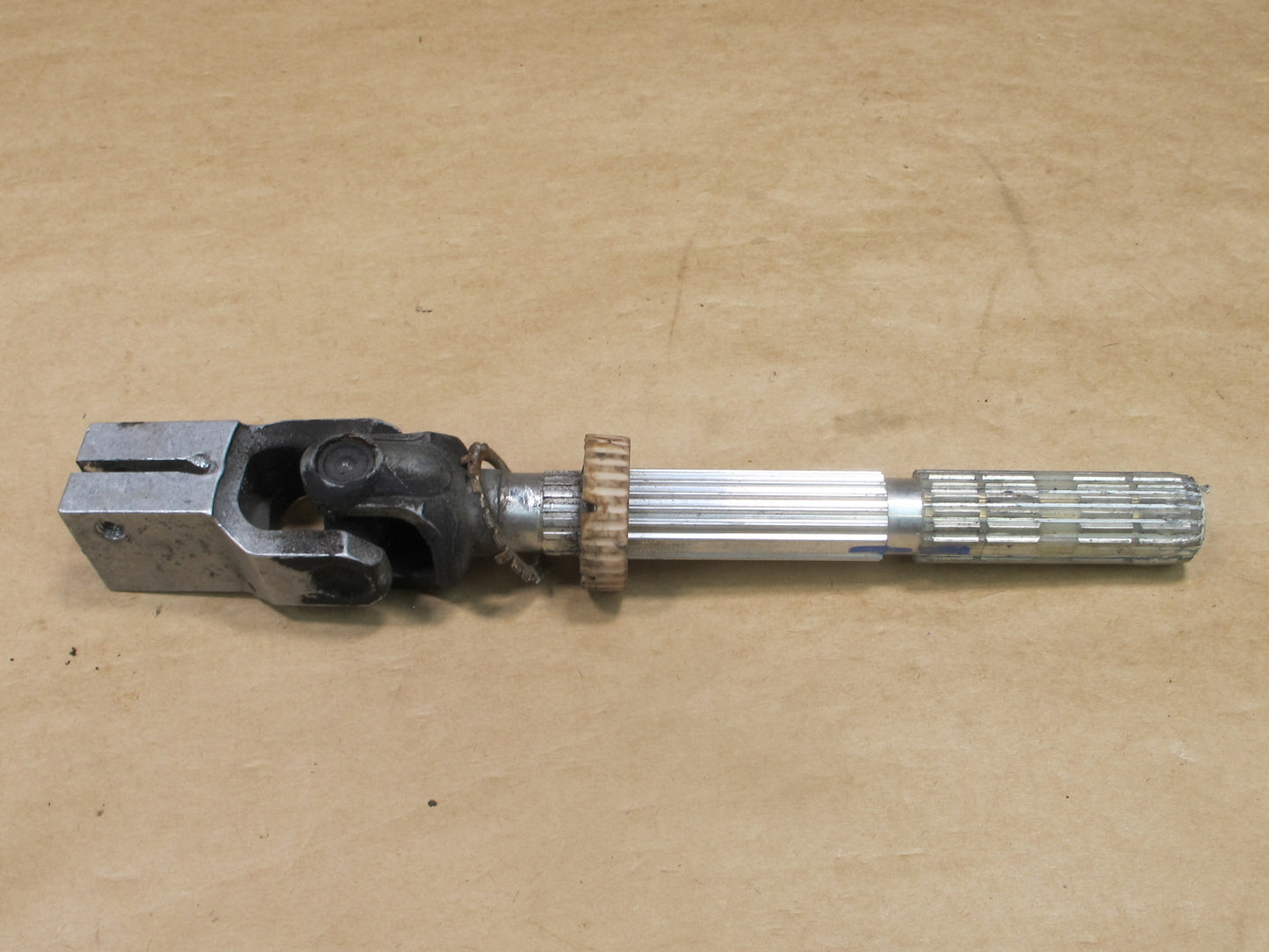 11-16 BMW F07 F10 F11 5-SERIES STEERING COLUMN SHAFT OEM