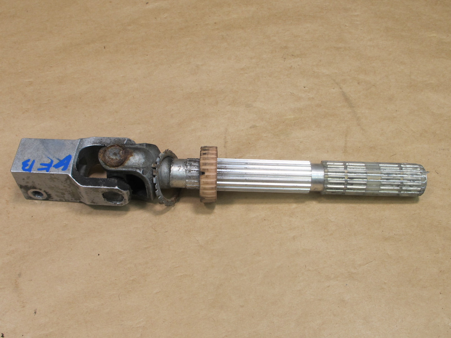 11-16 BMW F07 F10 F11 5-SERIES STEERING COLUMN SHAFT OEM