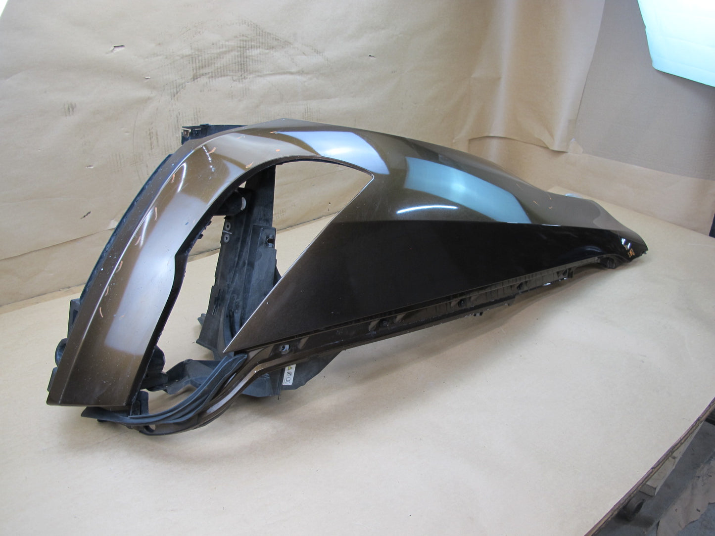 2008-2014 BMW E71 X6 FRONT RIGHT FENDER SHELL COVER PANEL