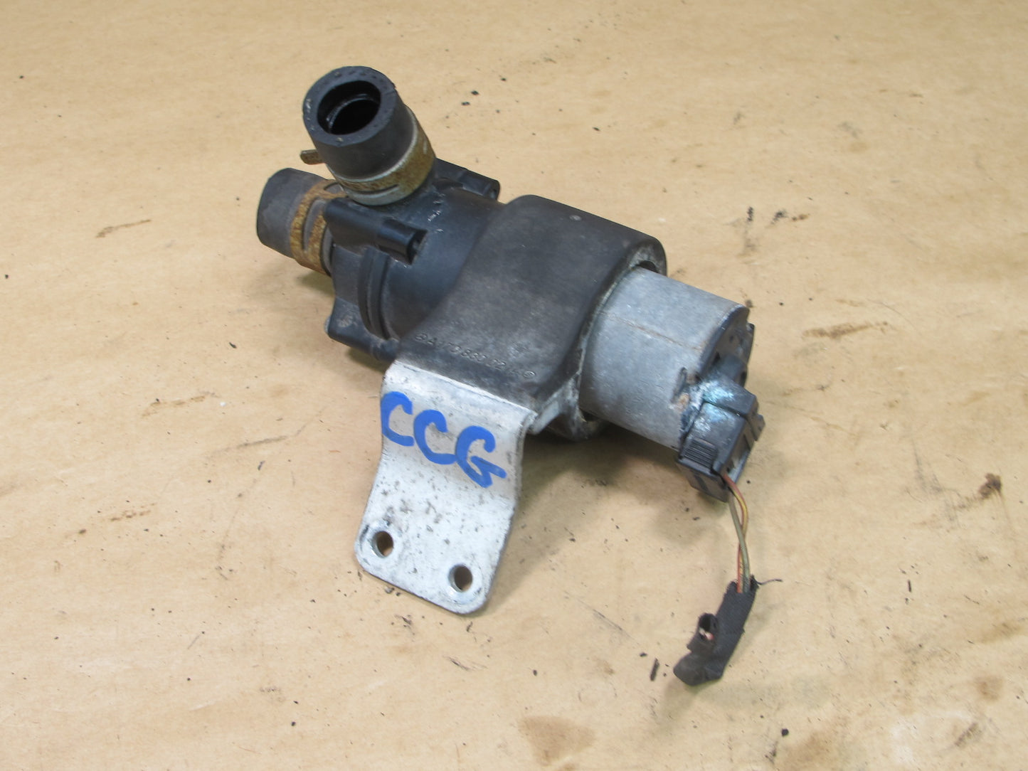 04-08 CHRYSLER CROSSFIRE AUXILIARY WATER PUMP 1708300214 OEM