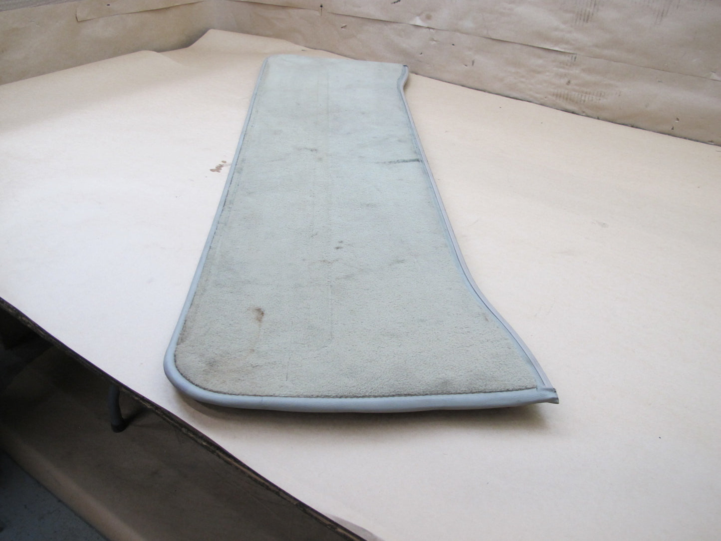 1998-2002 LEXUS J100 LX470 REAR TAILGATE TRIM CARPET COVER PANEL