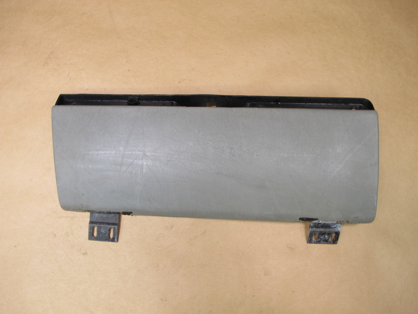 73-85 MERCEDES R107 DASH GLOVE BOX DOOR LID COVER OEM