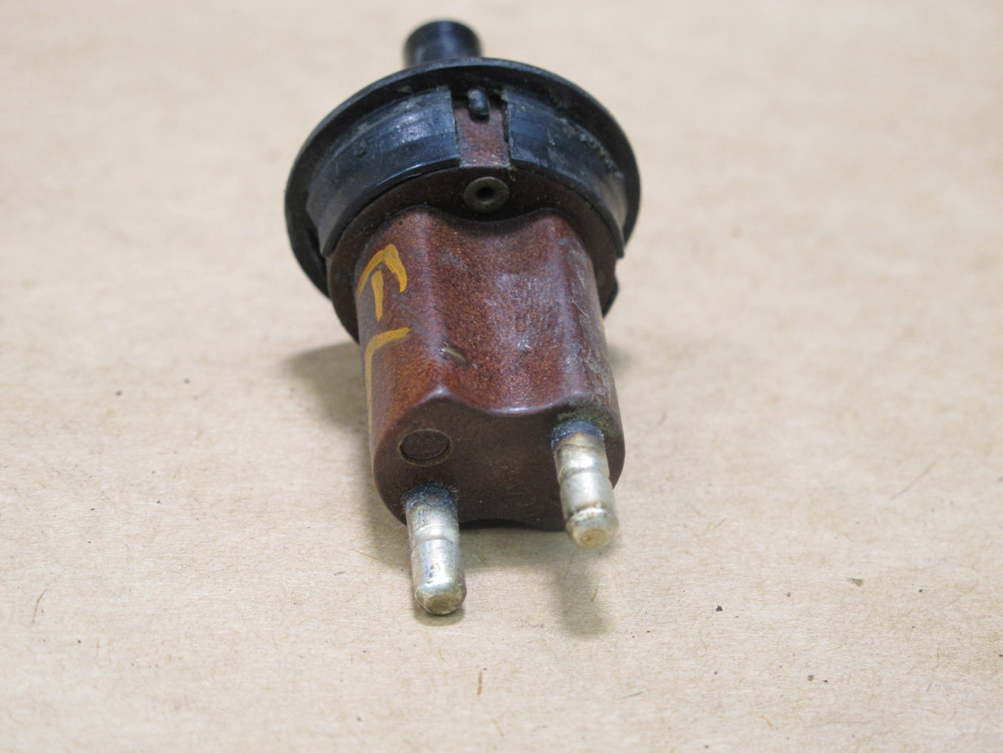 73-85 MERCEDES R107 SET OF 2 CONTACT SWITCH OEM