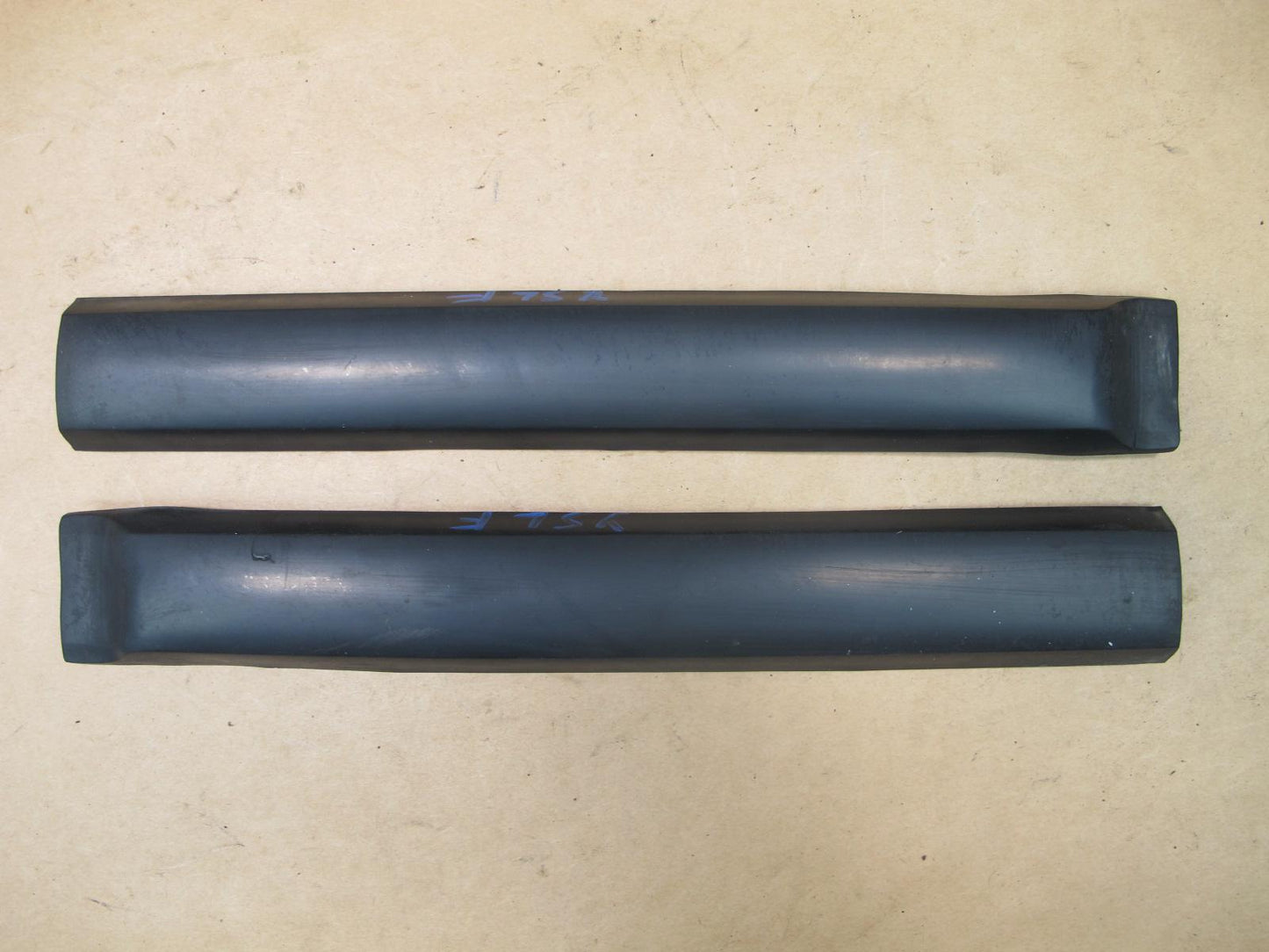 81-85 MERCEDES R107 SET OF 4 FRONT BUMPER RUBBER GUARD OEM