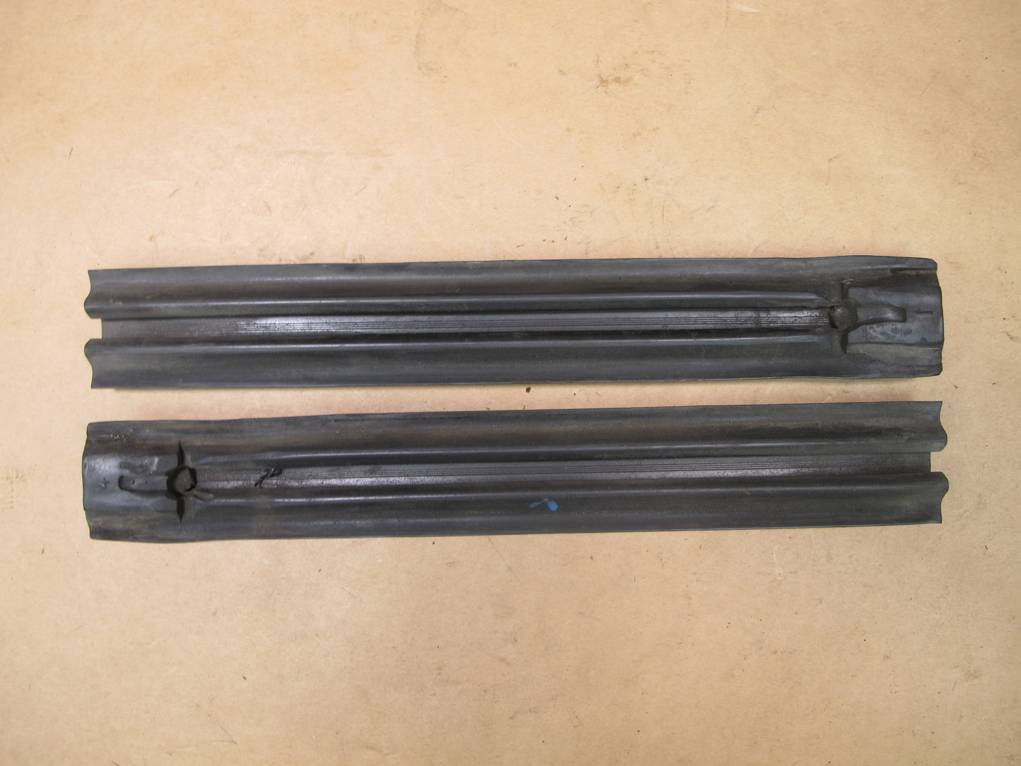 81-85 MERCEDES R107 SET OF 4 FRONT BUMPER RUBBER GUARD OEM