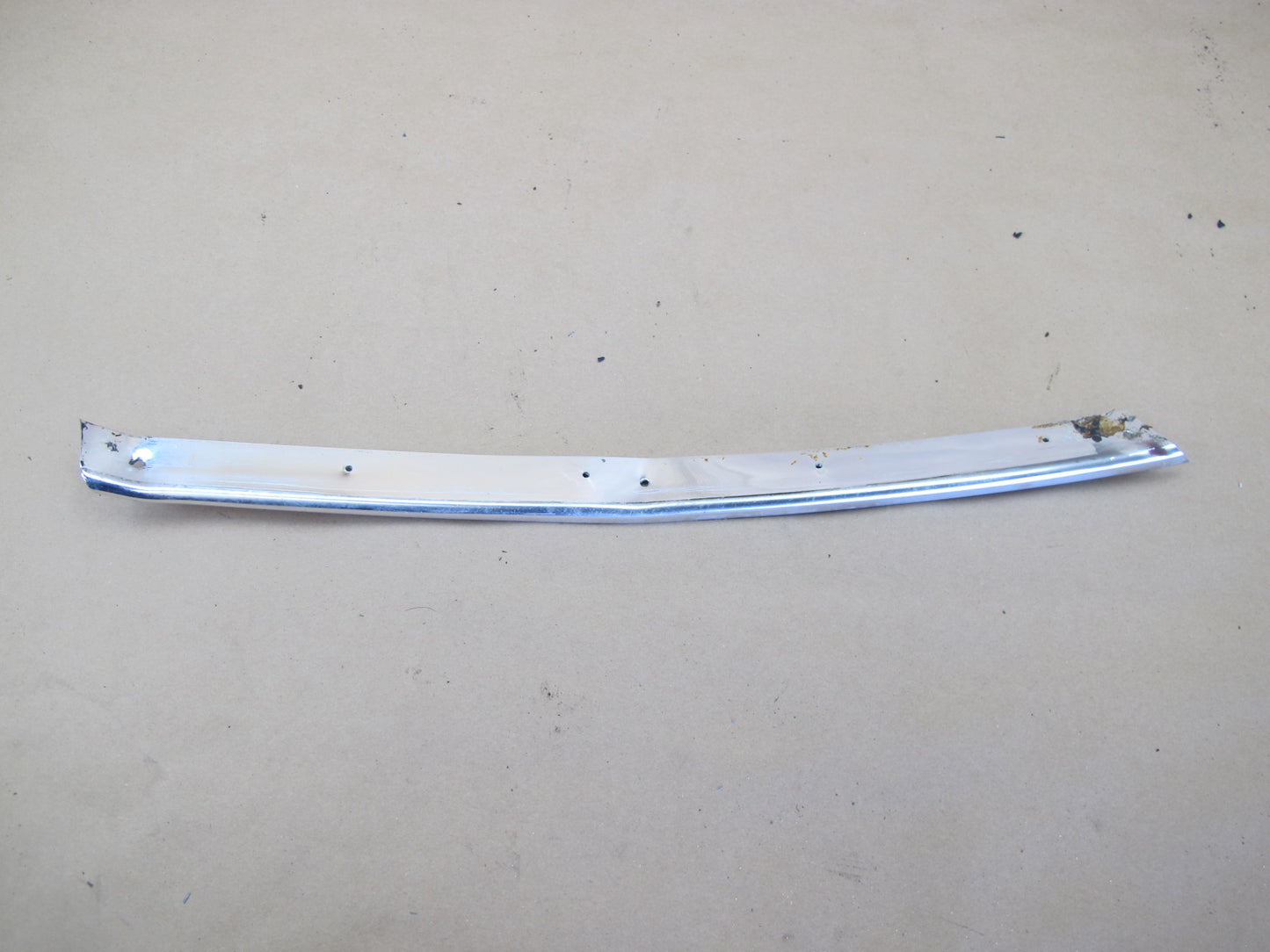 73-85 MERCEDES R107 WINDSHIELD DOOR CHROME TRIM MOLDING SET OEM