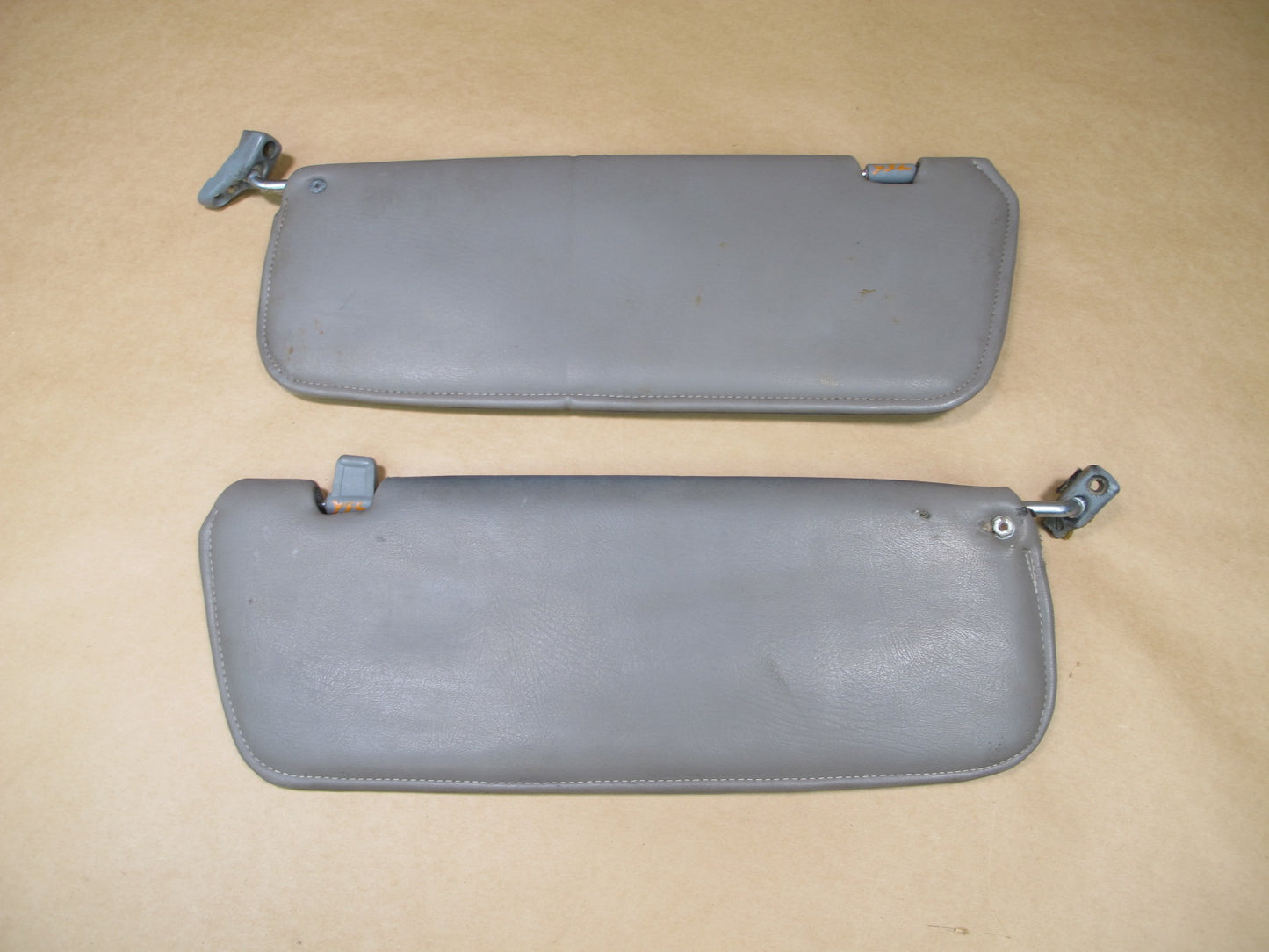 73-85 MERCEDES R107 SET OF 2 FRONT LEFT & RIGHT SUN VISOR OEM