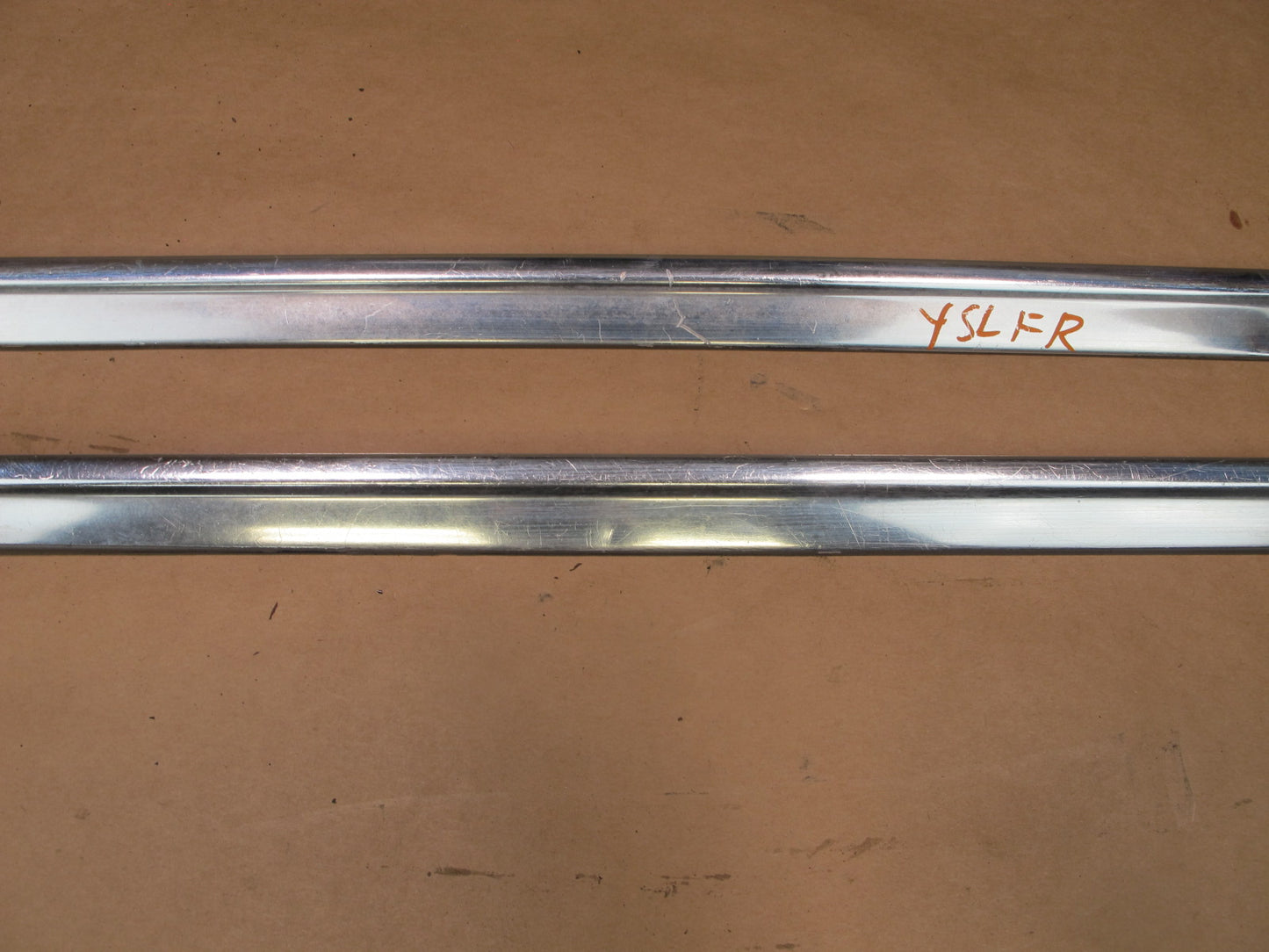 73-85 MERCEDES R107 SET OF 2 FRONT LEFT & RIGHT CHROME TRIM MOLDING COVER OEM