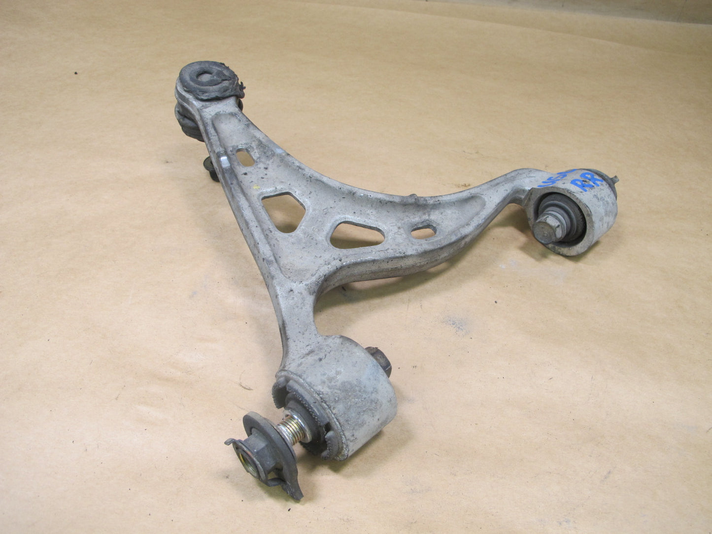 92-00 LEXUS UZZ30L SC300 SC400 REAR RIGHT UPPER CONTROL ARM OEM